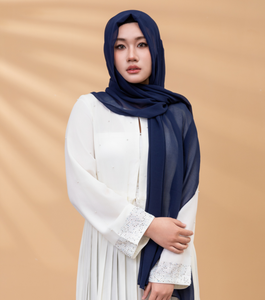En stock, vente en gros personnalisée, hijabs malaisiens de couleur unie, jilbab, turban pour femmes, écharpe en mousseline de soie perlée, turban long à effet bulle - Product Image 6
