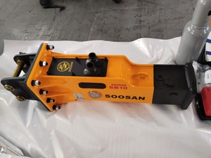 Martillo Hidráulico SB10 SOOSAN con Cinceles de 40 mm Tipo Caja para Miniexcavadoras y Minicargadoras de 0.8-2.5 Toneladas para Demolición de Roca - Product Image 3