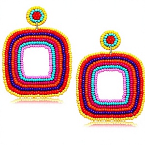 Boucles d'oreilles géométriques perlées colorées pour femmes, style bohème, bijoux de fête, motif carré multicolore, en résine acrylique - Product Image 4