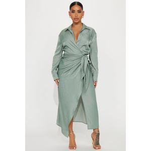 Robe à manches longues, col en V, à lacets, avec revers fendu et détails en dentelle, modèle tendance - Product Image 1