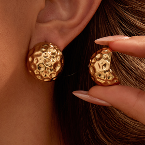 Nouvelles boucles d'oreilles tendance en acier inoxydable, de forme irrégulière et creuse, en forme de goutte d'eau, au style unique et sophistiqué. - Product Image 1