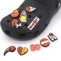 Breloques de chaussures de sport en PVC personnalisées, style dessin animé, DIY, réutilisables, ornements pour sabots, accessoires, décorations pour chaussures de basket-ball