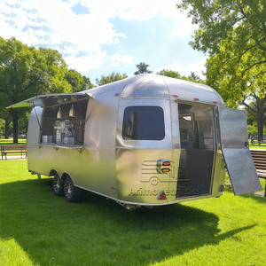 Camion de restauration mobile mignon pour snacks, barbecue, pain, churros, thé, jus et milkshakes, avec terrasse - Product Image 1