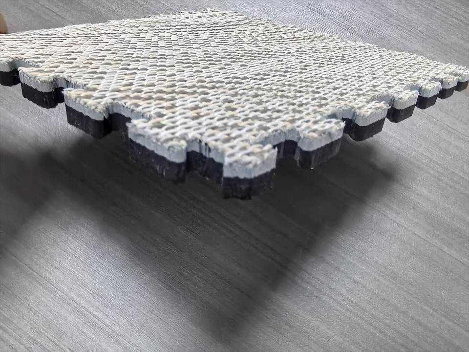 Interlocking PVC Flooring Tile Woven Texture Anti Slip Easy Click ...