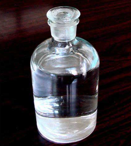 Asam Oleat Cair Tak Berwarna CAS 112-80-1, Produk Laris dari Produsen Kimia, Intermediet Organik untuk Aplikasi Industri Pelarut - Product Image 1