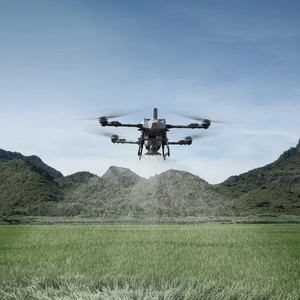 Dron Agrícola Agras T50 con Tanque de 50L, RTK UAV para Pulverización en Cultivos, Huertos, Campos, Protección de Plantas, Paquete para Contratistas - Product Image 5