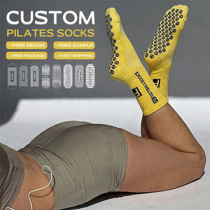 Bilu Hot Sale Private Label Professional Pilates <b>Socks</b> Custom Logo <b>Women</b> Anti-Slip Yoga Grip <b>Socks</b> Wholesale Cotton Gym <b>Socks</b> - Product Image 3