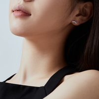 Boucles d'oreilles clous en or plaqué 18 carats délicates de la marque Dylam, avec zircon cubique de forme marquise, bijoux pour femmes