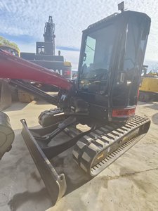 รถขุดขนาดเล็ก YANMAR VIO55 5.5 ตัน แบบตีนตะขาบยาง พร้อมเครื่องยนต์ ปั๊ม เบรกเกอร์ ออเกอร์ กราปเปิ้ล และอุปกรณ์เสริมสำหรับงานต่างๆ ขายดี - Product Image 4