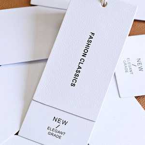 Matte Giấy Dập Nổi Vàng Dập Logo Treo Thẻ Nhãn Cho Quần Áo Và Túi Xách Bán Buôn Cho Đu <span class=keywords><strong>Tag</strong></span> Cho In Ấn May Mặc - Product Image 6