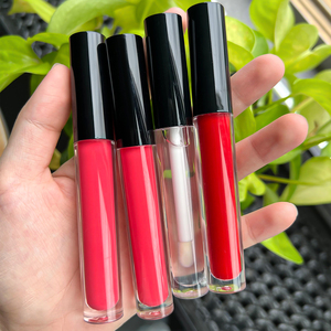 Lucidalabbra popolare per il trucco crea il tuo Logo lucidalabbra vegano colorato di alta qualità - Product Image 2