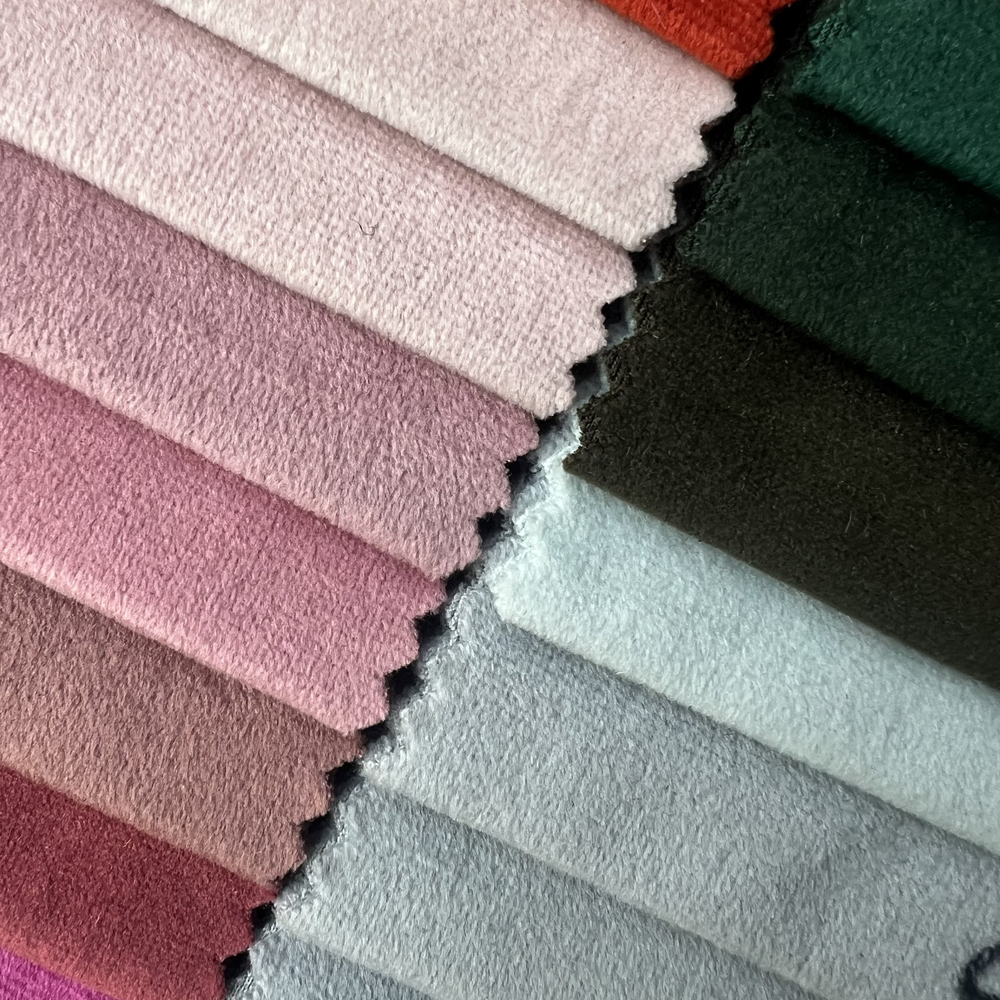 Hot Selling Elegant Soft Velvet Textile 100% Polyester Plain High Density Fleece Fabric Premium 190GSM Anti-Pill Tear-Resistant