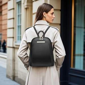 Sac à dos léger et imperméable en cuir PU avec doublure en nylon pour femme, idéal pour l'école, les voyages et la ville - Product Image 6