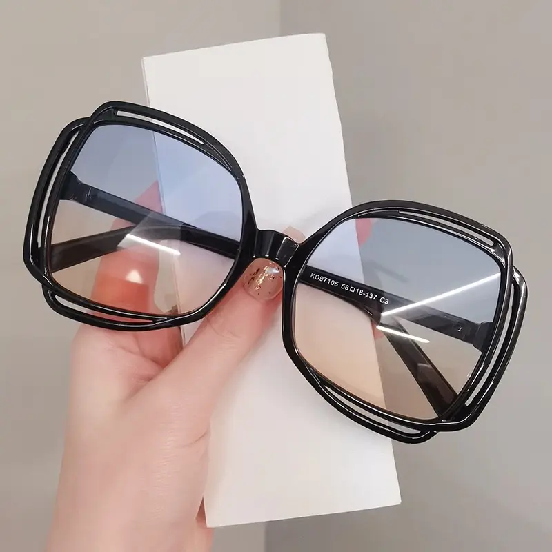 2024 UV400 bãi biển mặc Kính mát xu hướng tùy chỉnh Hollow khung lớn Châu Âu Mỹ cá tính PC uniexsunglasses