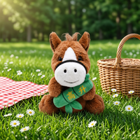 Boneka Kuda Custom OEM, Maskot Hewan Isi Dakron dengan Aksesori Pesan Bordir untuk Merchandise Promosi Perusahaan