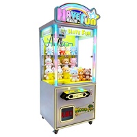 Machine à griffes d'arcade commerciale à monnayeur pour la distribution de jouets en peluche et de poupées, à vendre