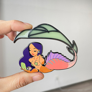 Spille da bavero in metallo smaltato duro e morbido, placcate oro, personalizzate con design <span class=keywords><strong>anime</strong></span> e animali, stile artistico da collezione, stampa tipografica - Product Image 2