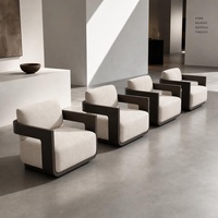 Ensemble de canapés d'extérieur de luxe, modernes, durables, avec structure en aluminium, confortables, imperméables et résistants aux UV, avec table basse, pour hôtel, villa, cour.