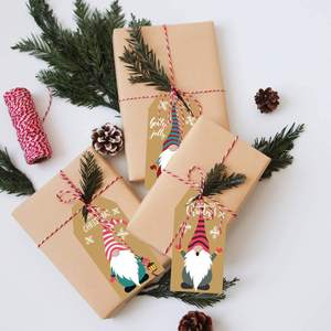 Etiquetas Colgantes Personalizadas con Logotipo de Marca para Feliz Navidad, Hechas con Diseño de Papá Noel, Ecológicas - Product Image 5