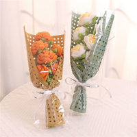 Fleurs de rose en crochet de coton faites à la main pour la fête des mères, la Saint-Valentin, la remise des diplômes - Cadeau unique et romantique pour la décoration intérieure et extérieure