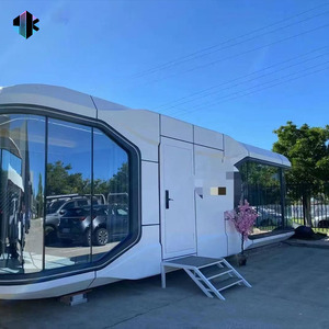 Maison préfabriquée étanche en structure acier inspirée des capsules spatiales pour hôtels, sites touristiques et campings - Product Image 4