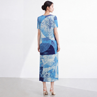 Robe midi à col montant fleuri pour femme, plissée, froncée, taille élastique, sans manches, en polyester tissé, décontractée, toutes saisons