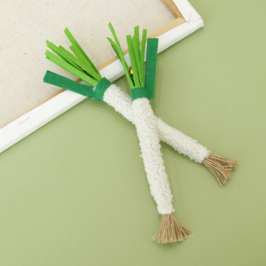 Nouveau jouet pour chat en bois, imitant les légumes (pissenlit et oignon), vente en gros, résistant aux morsures, auto-ajustable - Product Image 3