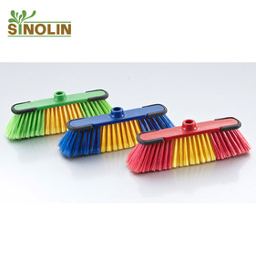 Base per <span class=keywords><strong>scopa</strong></span> in plastica morbida per interni con testa <span class=keywords><strong>di</strong></span> <span class=keywords><strong>scopa</strong></span> con un prezzo basso <span class=keywords><strong>di</strong></span> buona qualità per la pulizia del pavimento della casa realizzata dalla macchina per la produzione <span class=keywords><strong>di</strong></span> <span class=keywords><strong>scopa</strong></span> - Product Image 1