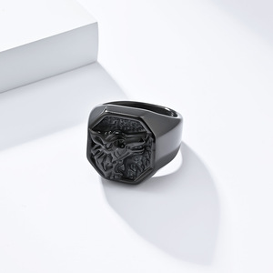 Hip-hop retro distressed domineering wolf head <b>titanium</b> steel <b>ring</b>, punk men's fashion personalized animal jewelry manufacturer - Product Image 4