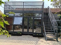 Portable 20ft préfabriqué conteneur maison paquet plat petite maison remorque pour la vie urbaine en acier en bois pour chambre à coucher utilisation extérieure