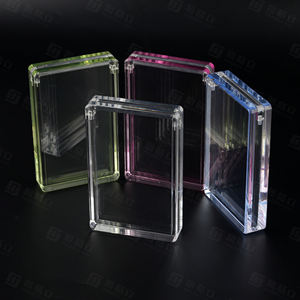Étui de présentation pour cartes gradées en acrylique transparent résistant aux UV avec couvercle magnétique, couleur personnalisée - Product Image 2