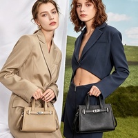 Nouveau sac à main en cuir véritable de luxe léger pour femme, avec une seule bandoulière, fermeture à glissière et à fermoir, doublure en polyester, simplicité urbaine