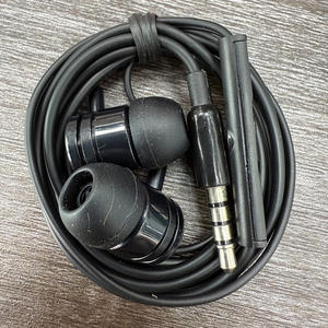 Audífonos Cosmic Byte Cp04 de 3.5mm con Cable, 6U+, con Chipset JL, Micrófono Doble, Cable Largo, Supergraves para Honor X6b y Scosche Hpl1 - Product Image 1