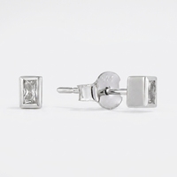 Boucles d'oreilles clous QX en argent sterling 925 plaqué or avec zircone cubique taille baguette pour femme, serties clos, vente en gros