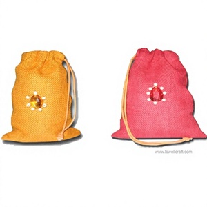 Bolsa de Yute Ecológica Personalizada con Cordón, Impresión de Logotipo Personalizado para Bolsas de Regalo de San Valentín Hechas de Yute por Lowellcraft Delhi - Product Image 1