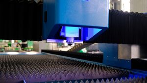 Machine de découpe <span class=keywords><strong>laser</strong></span> à fibre CNC automatique 3000W haute qualité bonne dérivée pour la vente de marque Hiwin en tôle de carbone en acier inoxydable - Product Image 6