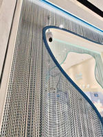 Chaîne de rideau en alliage d'aluminium tissé de 2,0 mm avec oxydation anodique, utilisation 10 ans, options multicolores pour la décoration de plafond