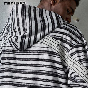 Sudadera con capucha y cremallera a rayas monocromáticas personalizadas con efecto pintado y hombros caídos en diseño relajado para ropa urbana de marca privada - Product Image 5