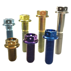 Pernos hexagonales de titanio Gr5 para carreras, tornillos para motocicleta - Product Image 1