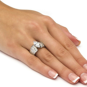 Anello dal Design a Forma di Marquise, Elegante Anello da Dito per Donne - Product Image 2