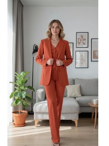 Conjunto de Traje de Tres Piezas para Mujer, Blazer, Chaleco y Pantalones a Medida, Traje de Pantalón para Invitadas de Boda, Ropa Formal para Mujeres Modernas - Product Image 1