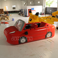 Jouets d'eau gonflables rapides et furieux 4.8x2.4x1.6 mètres bateau de voiture gonflable conception populaire automobile bateau à eau voitures remorquables