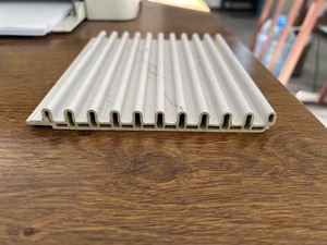 Nhà Máy bán hàng trực tiếp bọt <span class=keywords><strong>PVC</strong></span> <span class=keywords><strong>WPC</strong></span> Bảng điều chỉnh dòng trang trí Nhựa đùn khuôn huangshi Thành phố/khuôn nhựa - Product Image 2