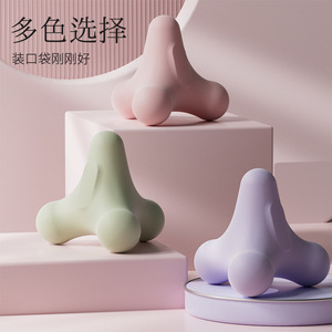 Pelota de masaje de silicona para pies, piernas, espalda y cintura con terapia magnética y puntos de acupresión. - Product Image 5