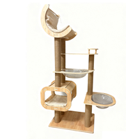 Structure d'escalade pour chat moderne, lit et arbre en un seul ensemble, en bois massif et corde de sisal, 4 niveaux, emballé en carton, usage domestique