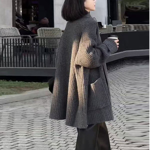 เสื้อสเวตเตอร์ถักสำหรับผู้หญิงเสื้อคาร์ดิแกนสเวตเตอร์ถักแบบกำหนดเองทำจากไนลอน - Product Image 5