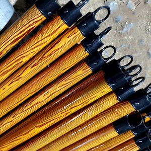 Machine de fabrication de balais en PVC revêtu pour le Vietnam, écologique, durable, avec poils festonnés, portable, balai et pelle à poussière étanches - Product Image 3