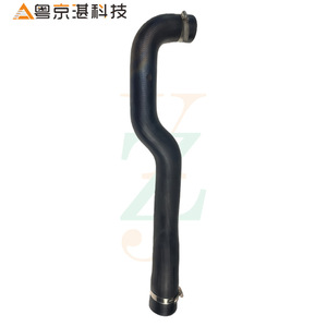 ท่ออินเตอร์คูลเลอร์แลนด์โรเวอร์ ดีเฟนเดอร์ PNH500670 อะไหล่ยางทดแทน - Product Image 1