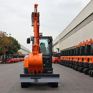 Excavadora de orugas industrial doméstica miniatura LonKing CMD6035 de 3.5 toneladas equipada con motor. Microexcavadora - Product Image 3