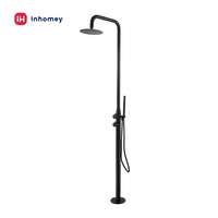 Douche de jardin autoportante moderne noir mat avec pommeau de pluie et douchette à main